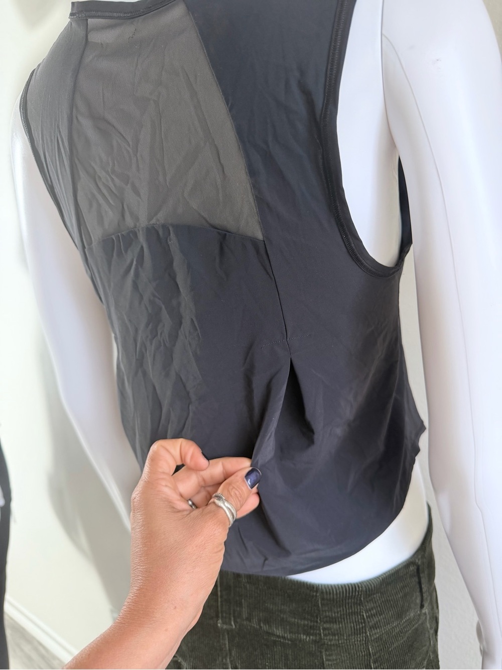 lululemon Sculpt Cropped Tank Top - Picture 10 of 12